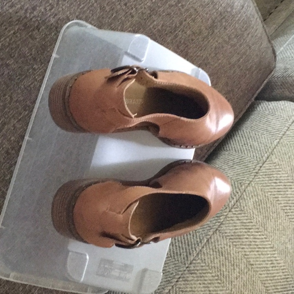 Lucky Brand Tan leather shoes with strap. Cute with jeans. Worn twice